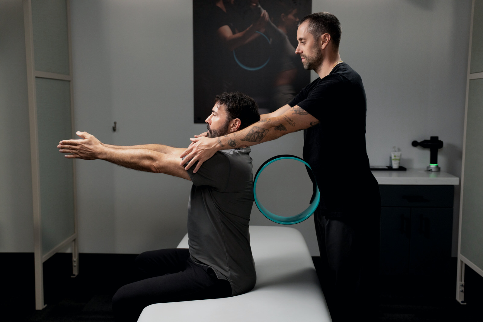 Assisted stretching at Stretch*d Encinitas